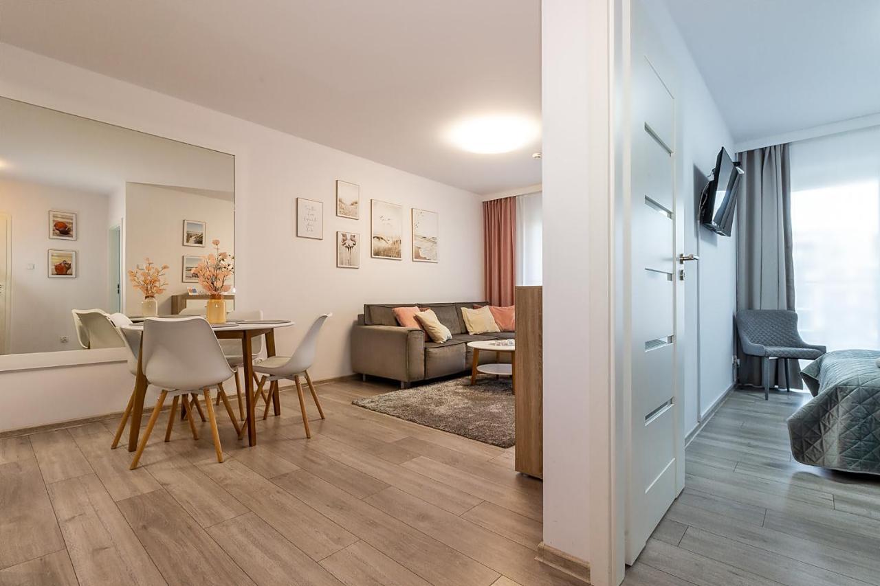 Omi Apartments Kołobrzeg Exterior foto